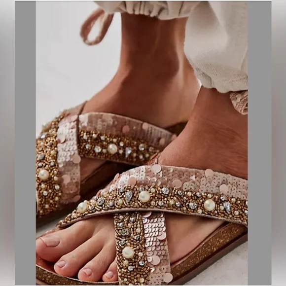 FREE PEOPLE Moon Child Embellished Slide Sandal In Rose Gold Beaded Size 40 - Picture 2 of 8